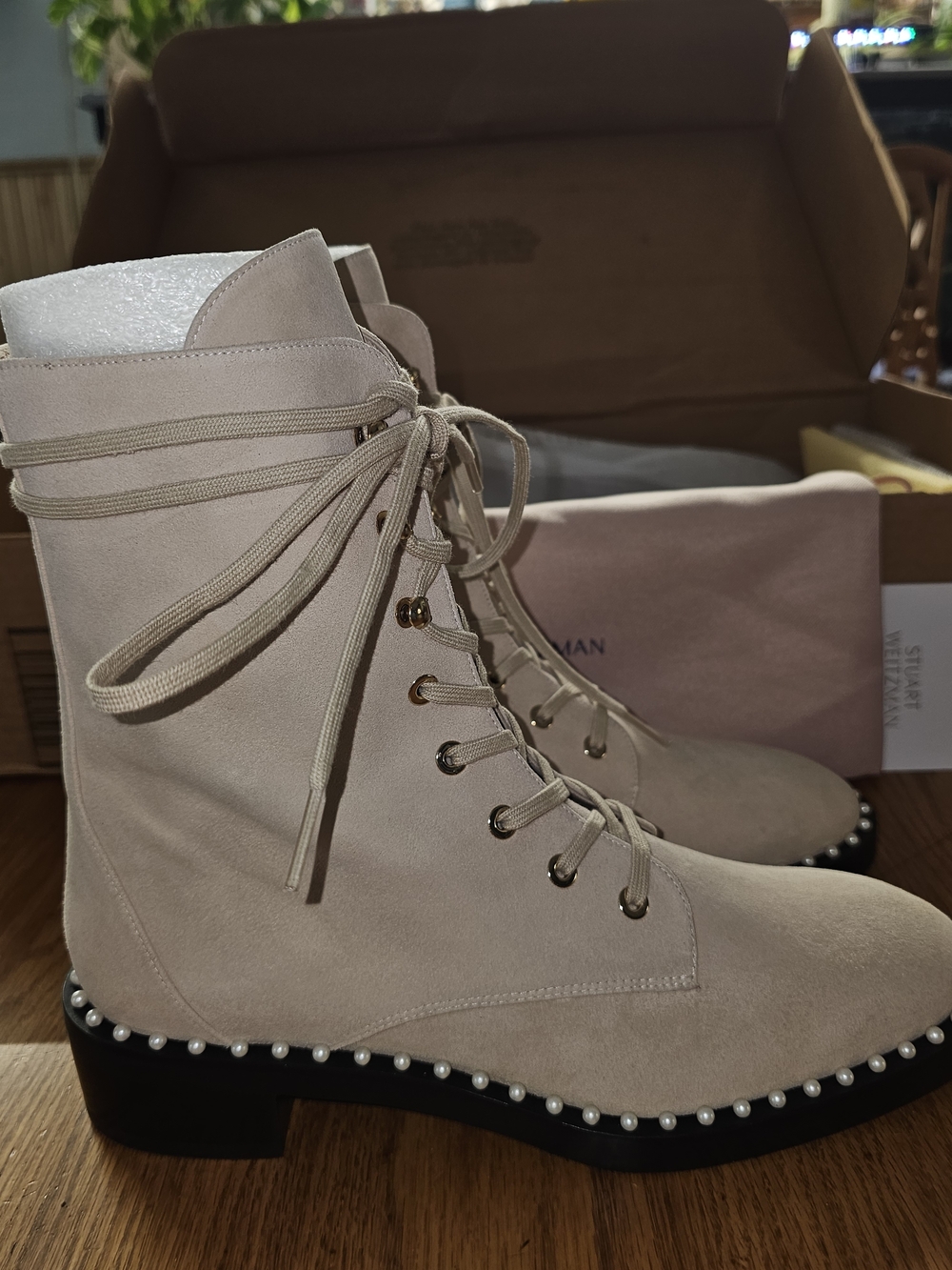 Stuart Weitzman Sondra Pearl Combat Boots Womens Size 9B, BRAND NEW IN BOX